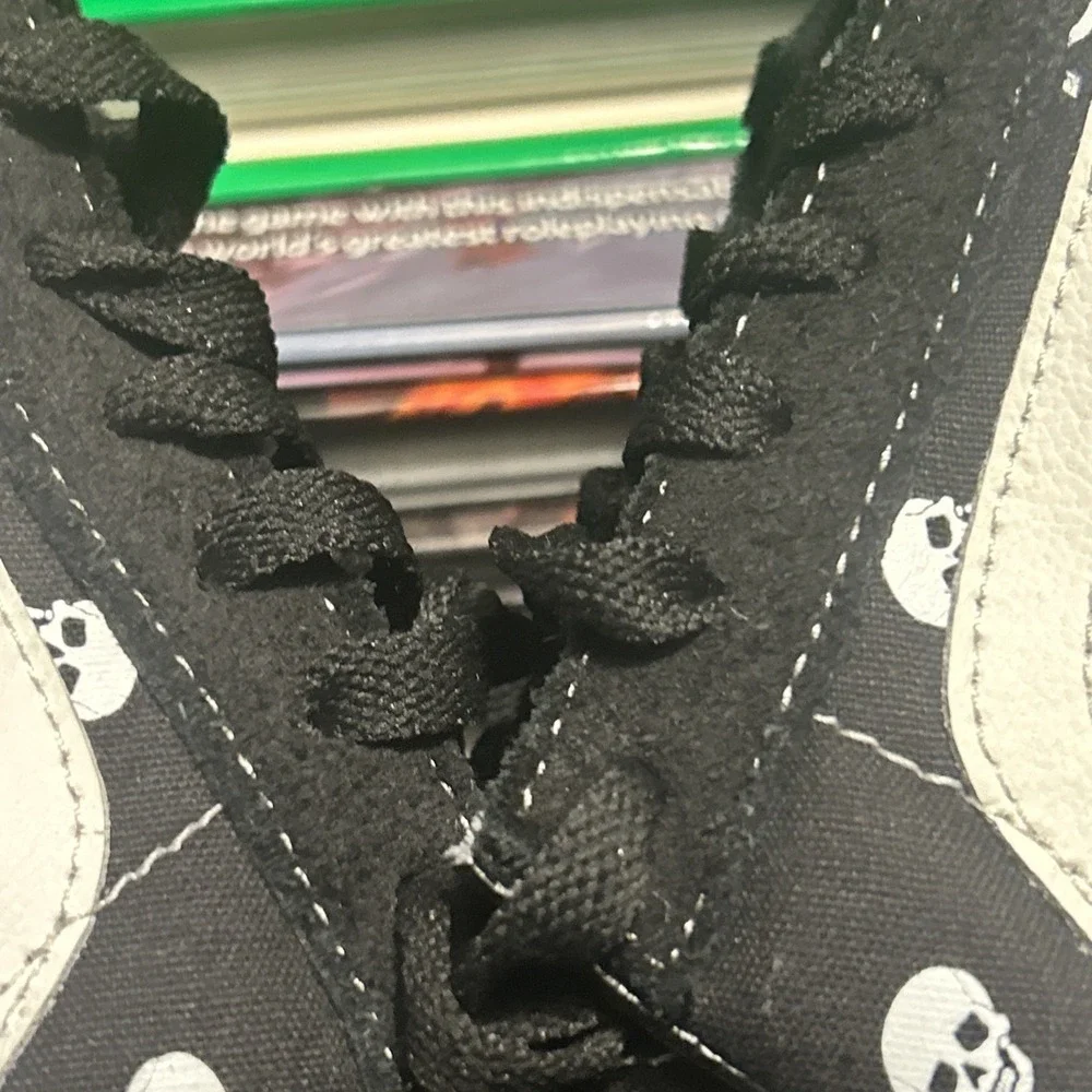 Vans Black And White Skulls And Paisley Collab 9.5 Men's CLEAN - Picture 13 of 13